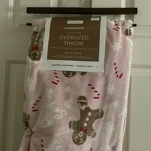 COPY - Viral pink gingerbread blanket! NWT
